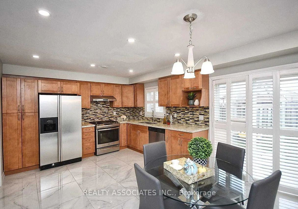 33-holloway-road-markham-ontario-n13228202