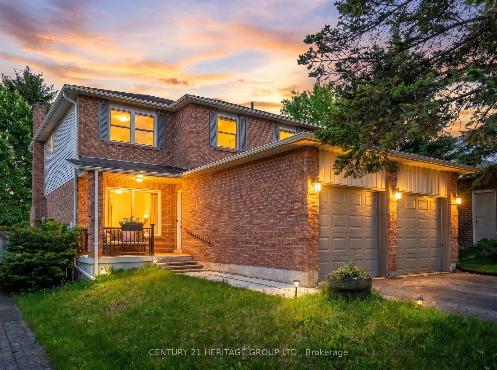 228-billings-crescent-newmarket-ontario-n13228328