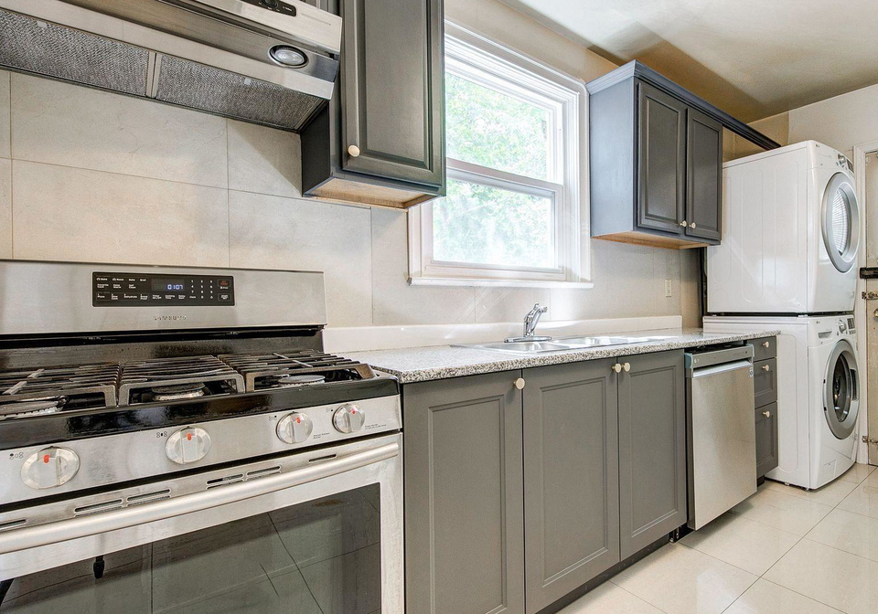 24-highland-park-boulevard-markham-ontario-n13228658