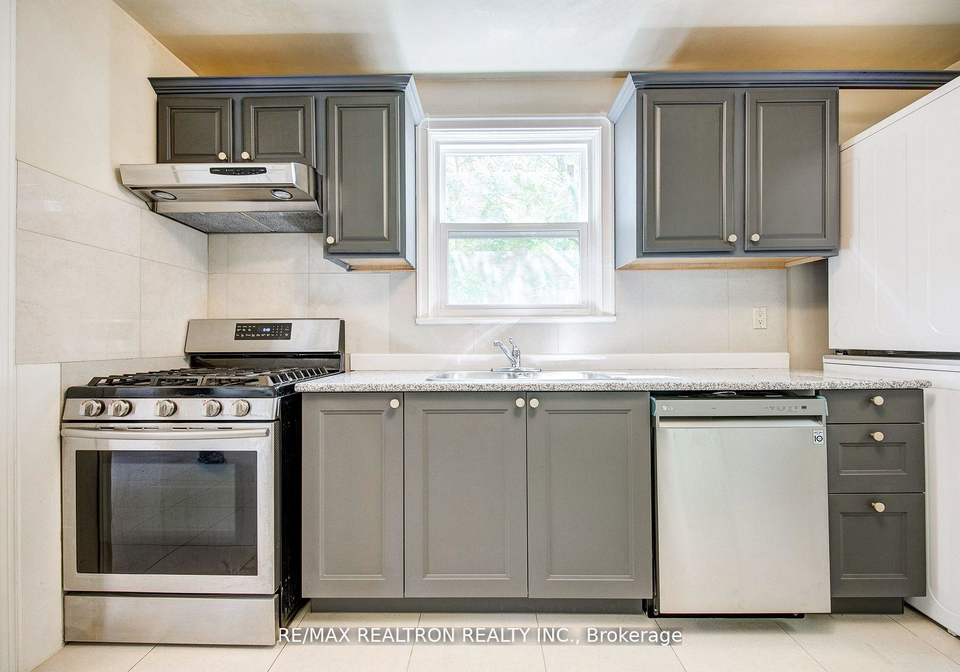 24-highland-park-boulevard-markham-ontario-n13228658