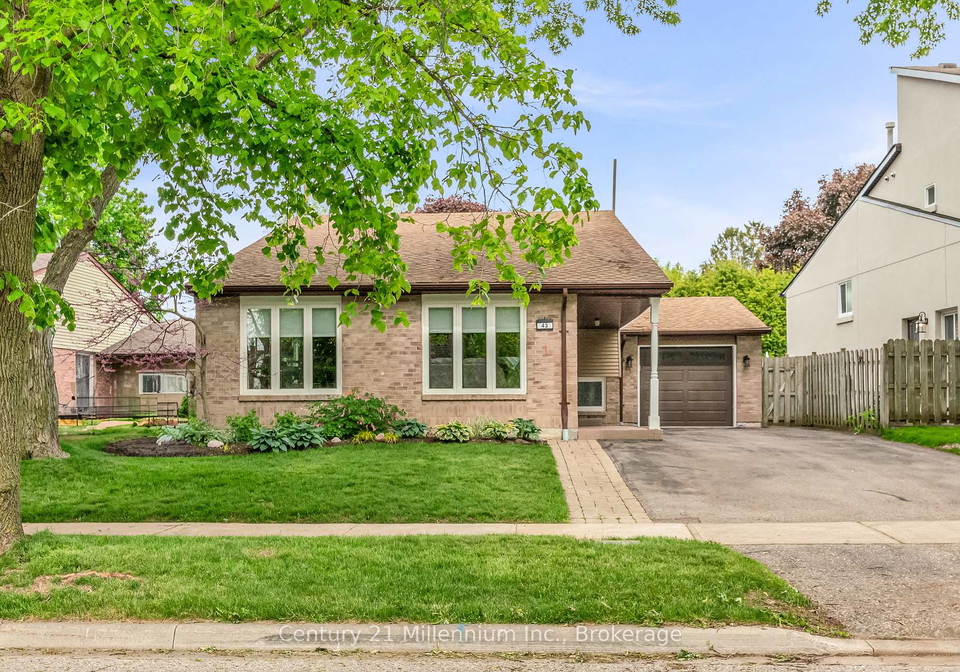 43-stoddart-aurora-ontario-n13228698
