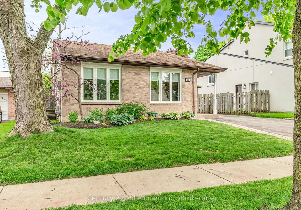 43-stoddart-aurora-ontario-n13228698