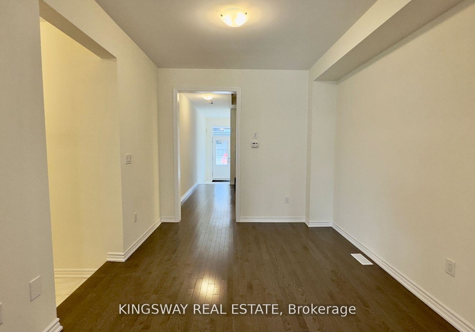 16-blick-crescent-aurora-ontario-n13229492
