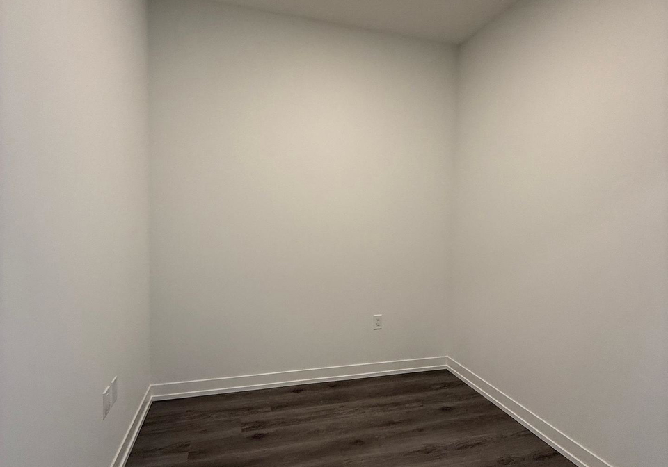225-commerce-street-vaughan-ontario-n13229674