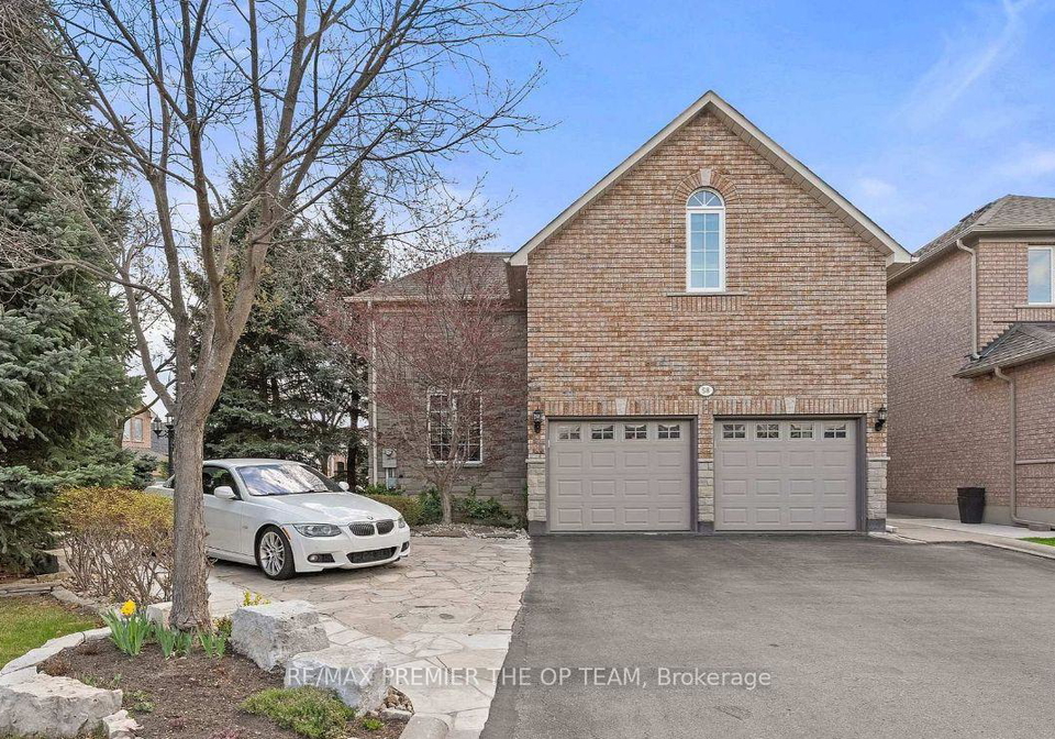 58-calera-crescent-vaughan-ontario-n13230004