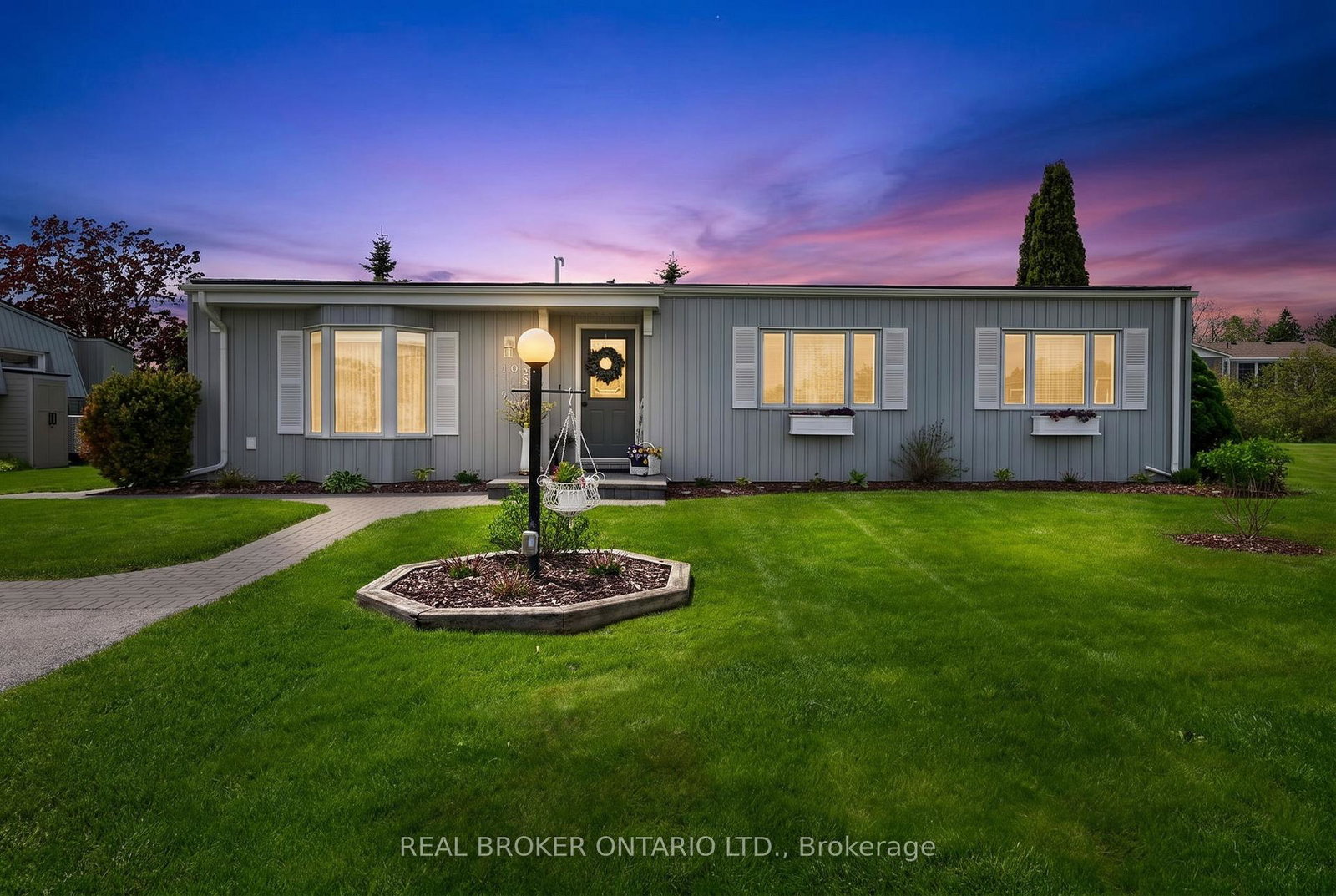 19-hearts-content-innisfil-ontario-n13230910