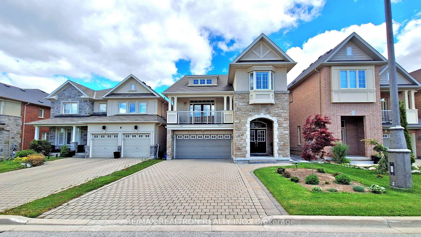 7-military-court-richmond-hill-ontario-n13231066