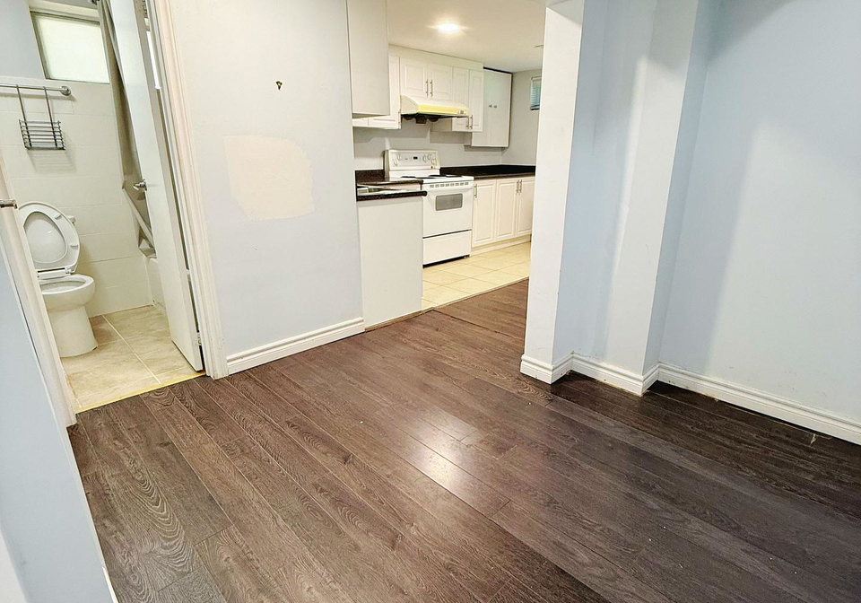 391-taylor-mills-drive-s-richmond-hill-ontario-n13231078