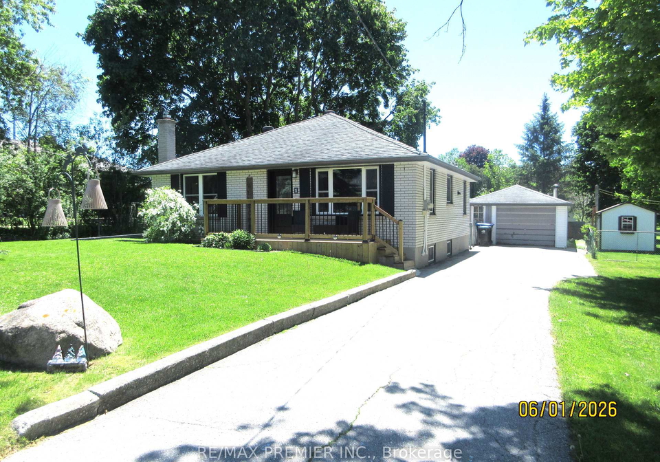 1-victoria-street-innisfil-ontario-n13231476