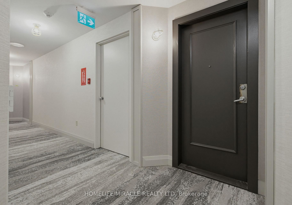 7250-yonge-street-vaughan-ontario-n13231526