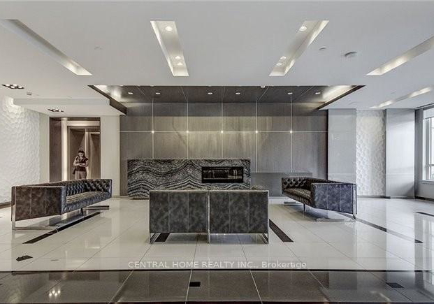 7167-yonge-street-markham-ontario-n13231656