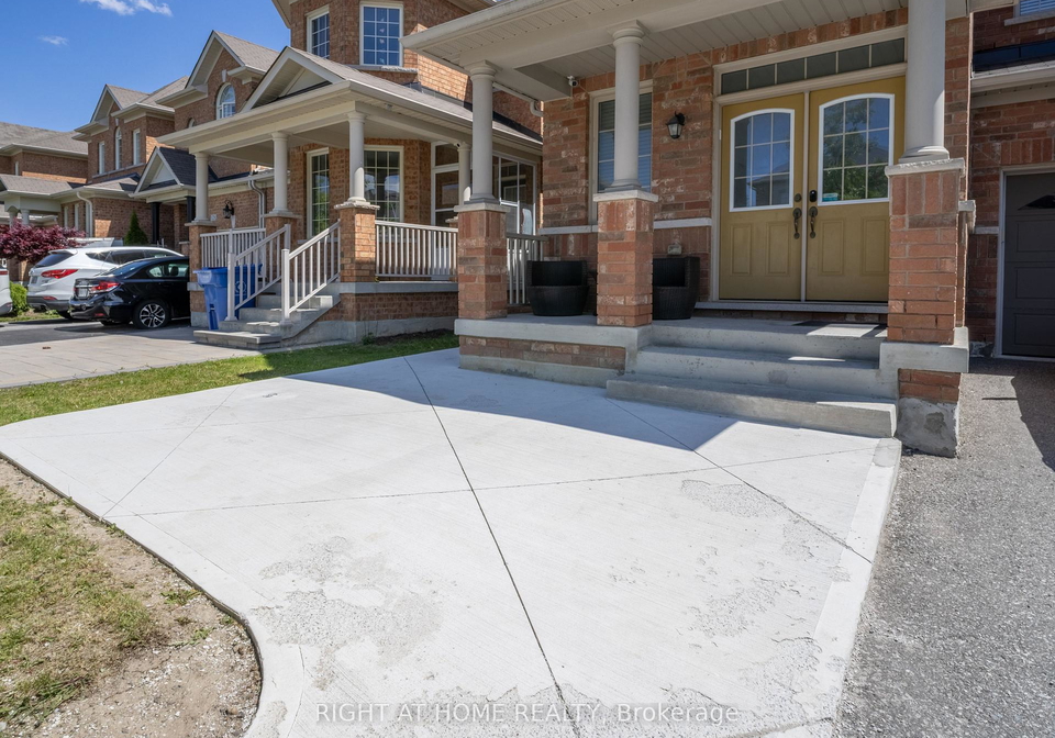 136-durhamview-crescent-whitchurch-stouffville-ontario-n13231678