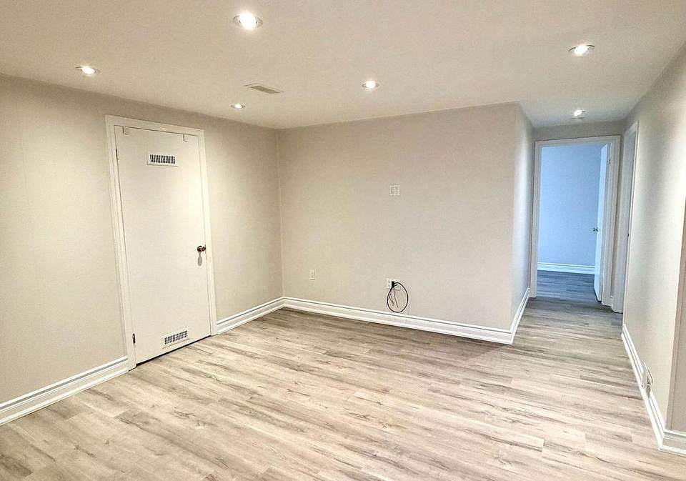 73-boothbay-crescent-newmarket-ontario-n13231962