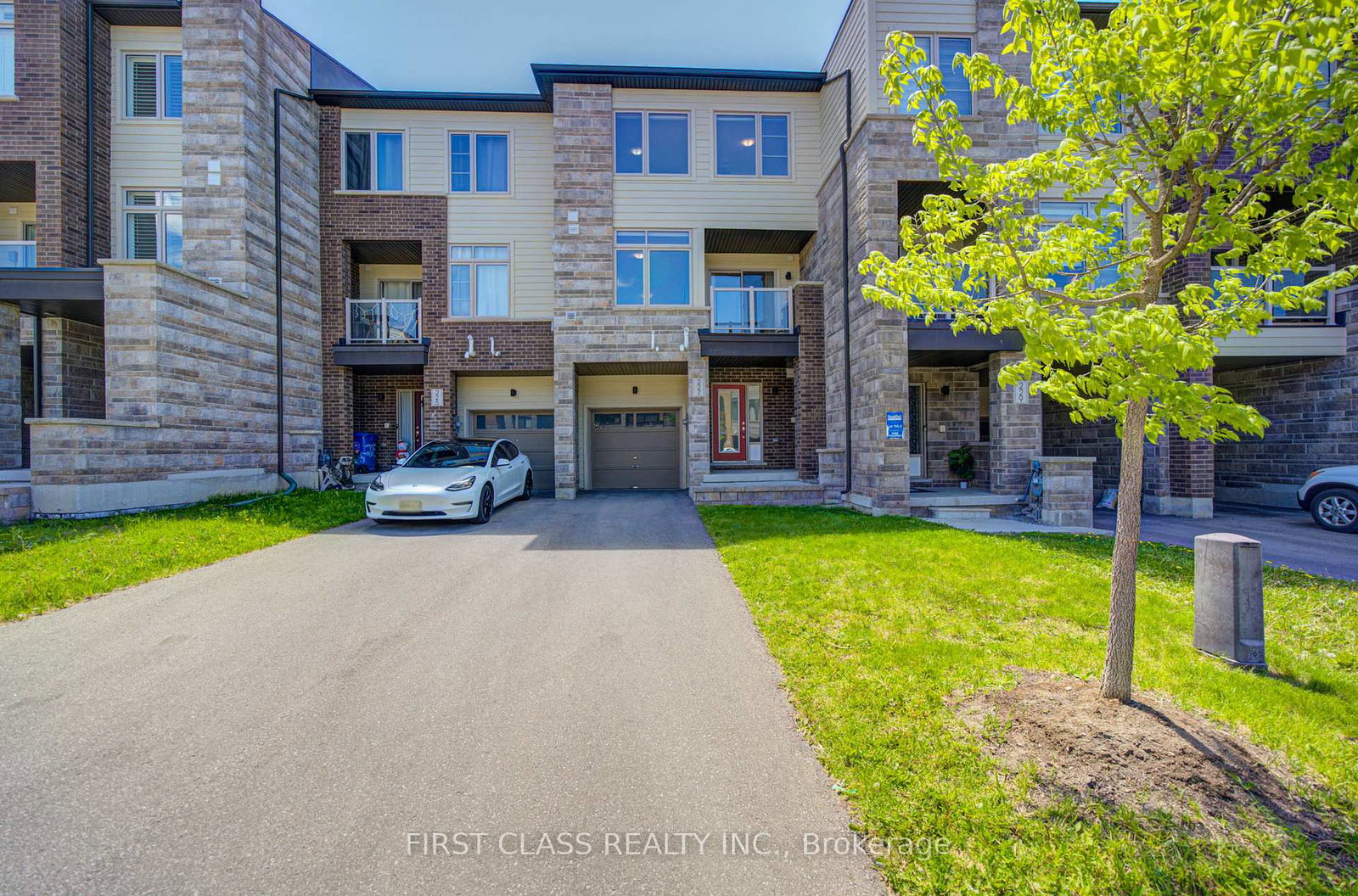 227-vivant-street-newmarket-ontario-n13232048