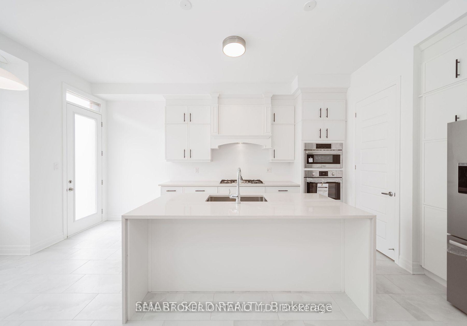 6-azure-drive-markham-ontario-n13232560