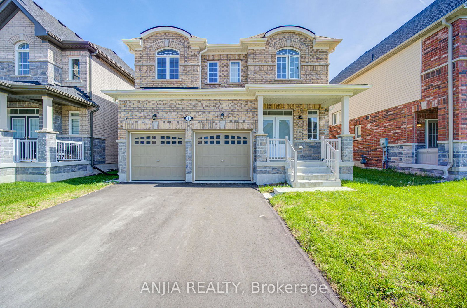 9-cliff-thompson-court-georgina-ontario-n13233356