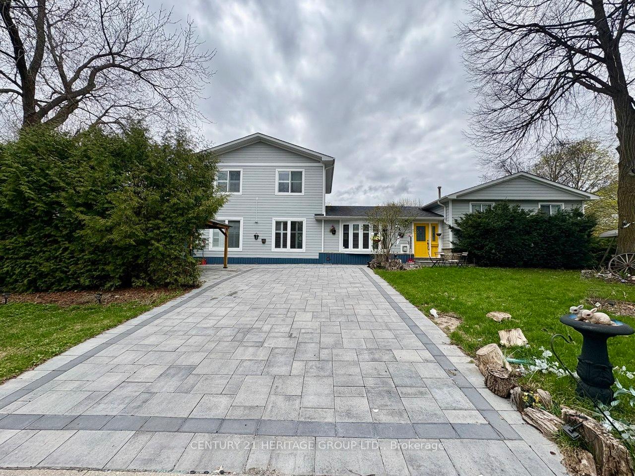 22-cedar-crescent-aurora-ontario-n13233516