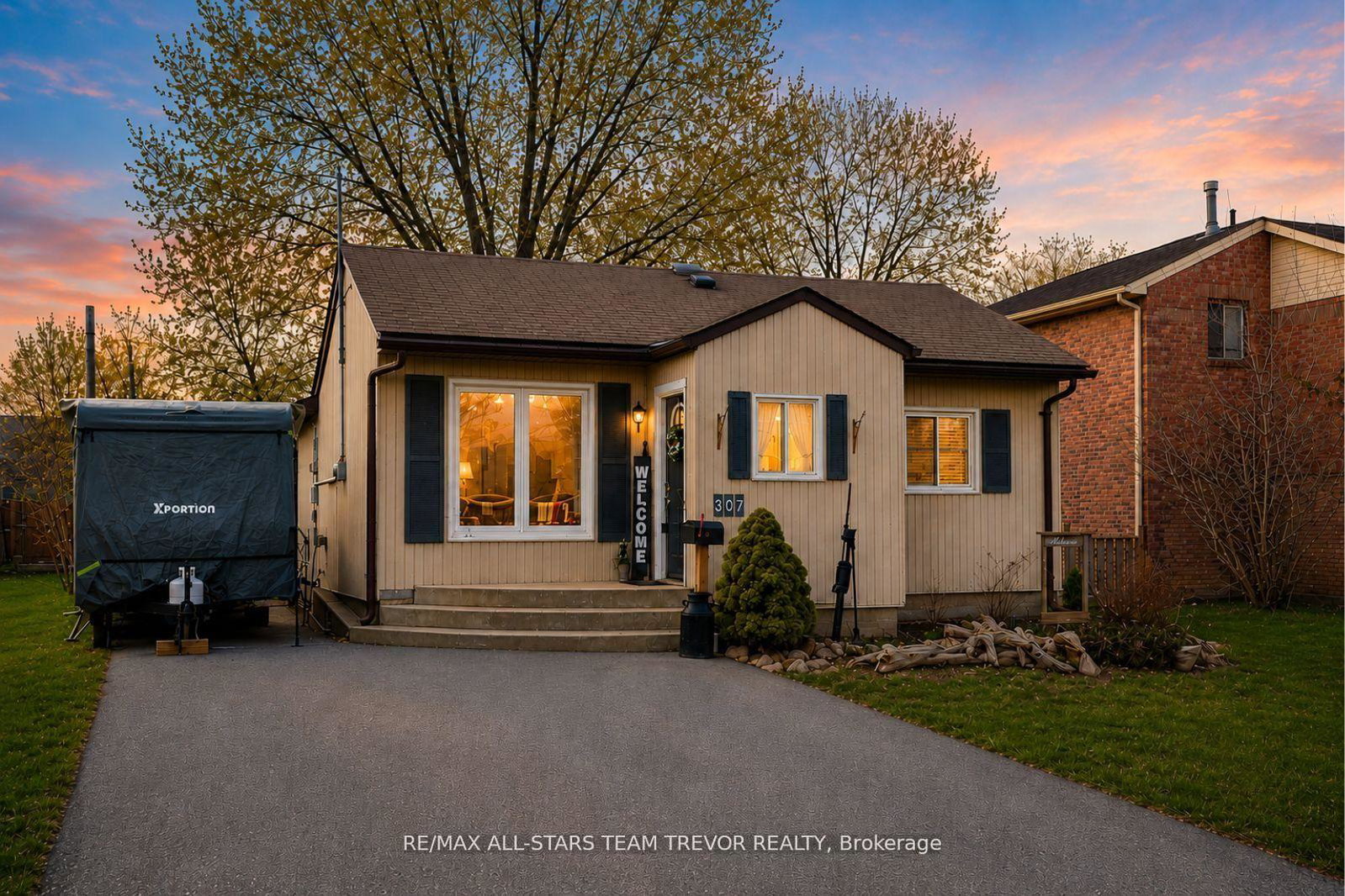 307-kenwood-avenue-georgina-ontario-n13233538