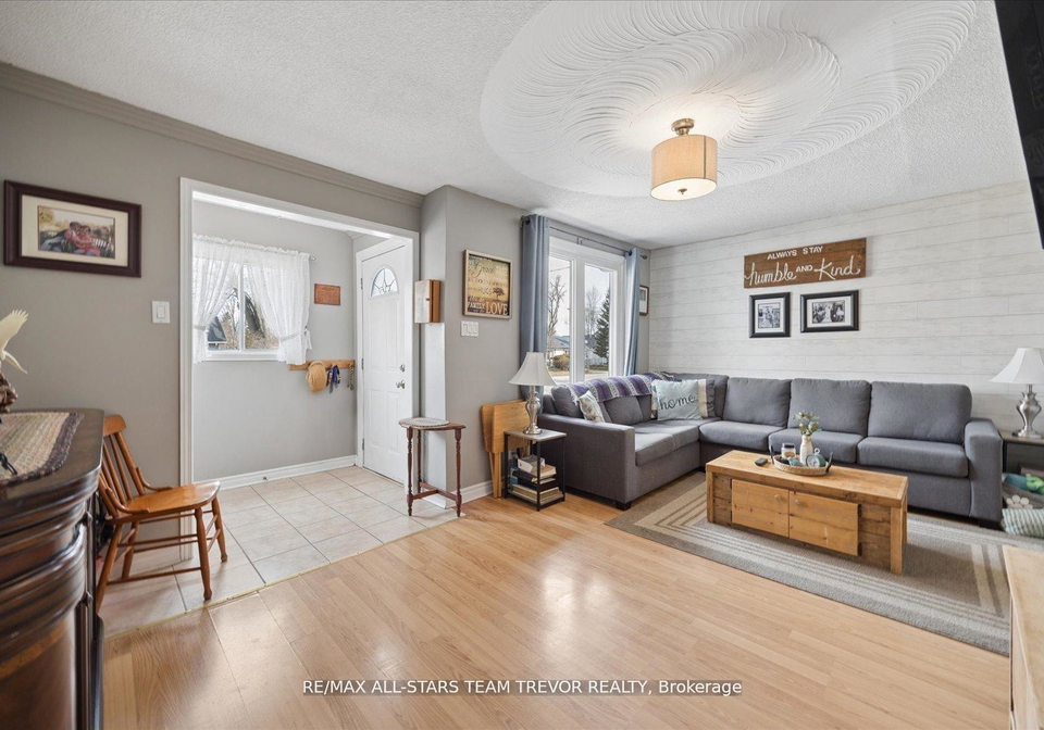 307-kenwood-avenue-georgina-ontario-n13233538