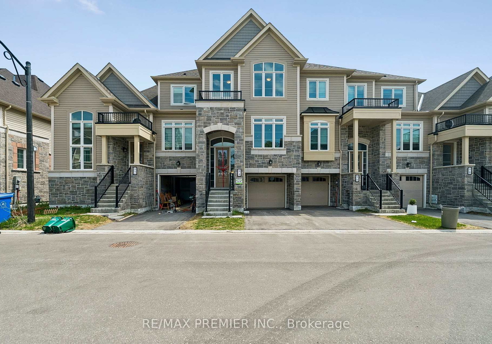 94-lyall-stokes-circle-east-gwillimbury-ontario-n13233544