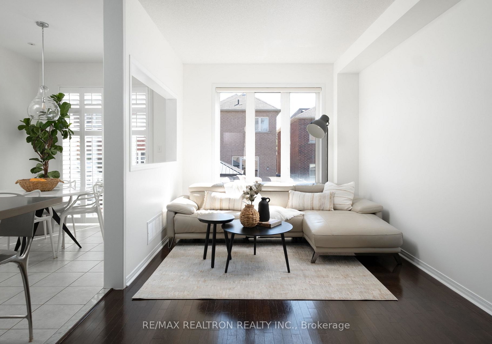 104-white-beach-crescent-vaughan-ontario-n13233588