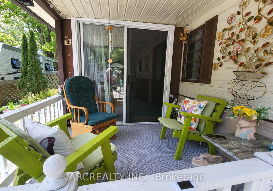 16-chickadee-court-georgina-ontario-n13233684