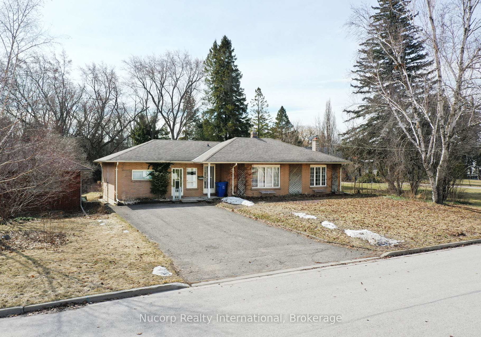 774-sutherland-avenue-newmarket-ontario-n13233836