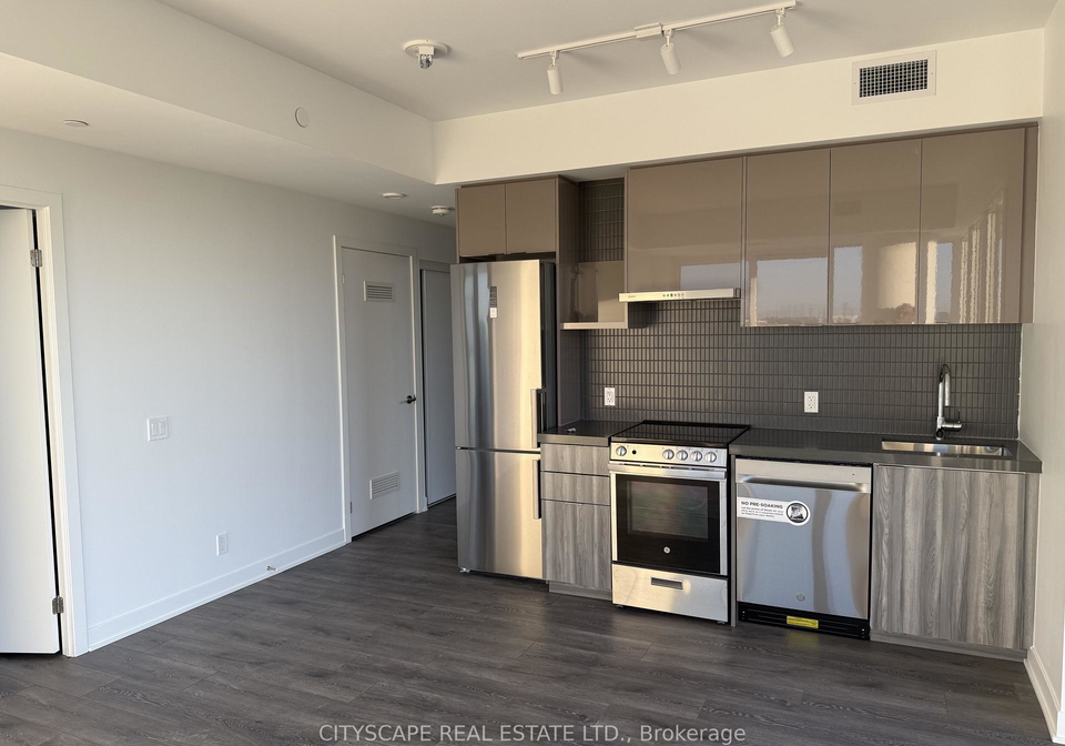 6-flavelle-trail-vaughan-ontario-n13233970
