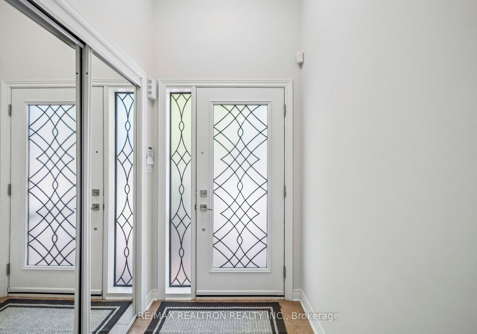 272-tom-taylor-crescent-newmarket-ontario-n13234228