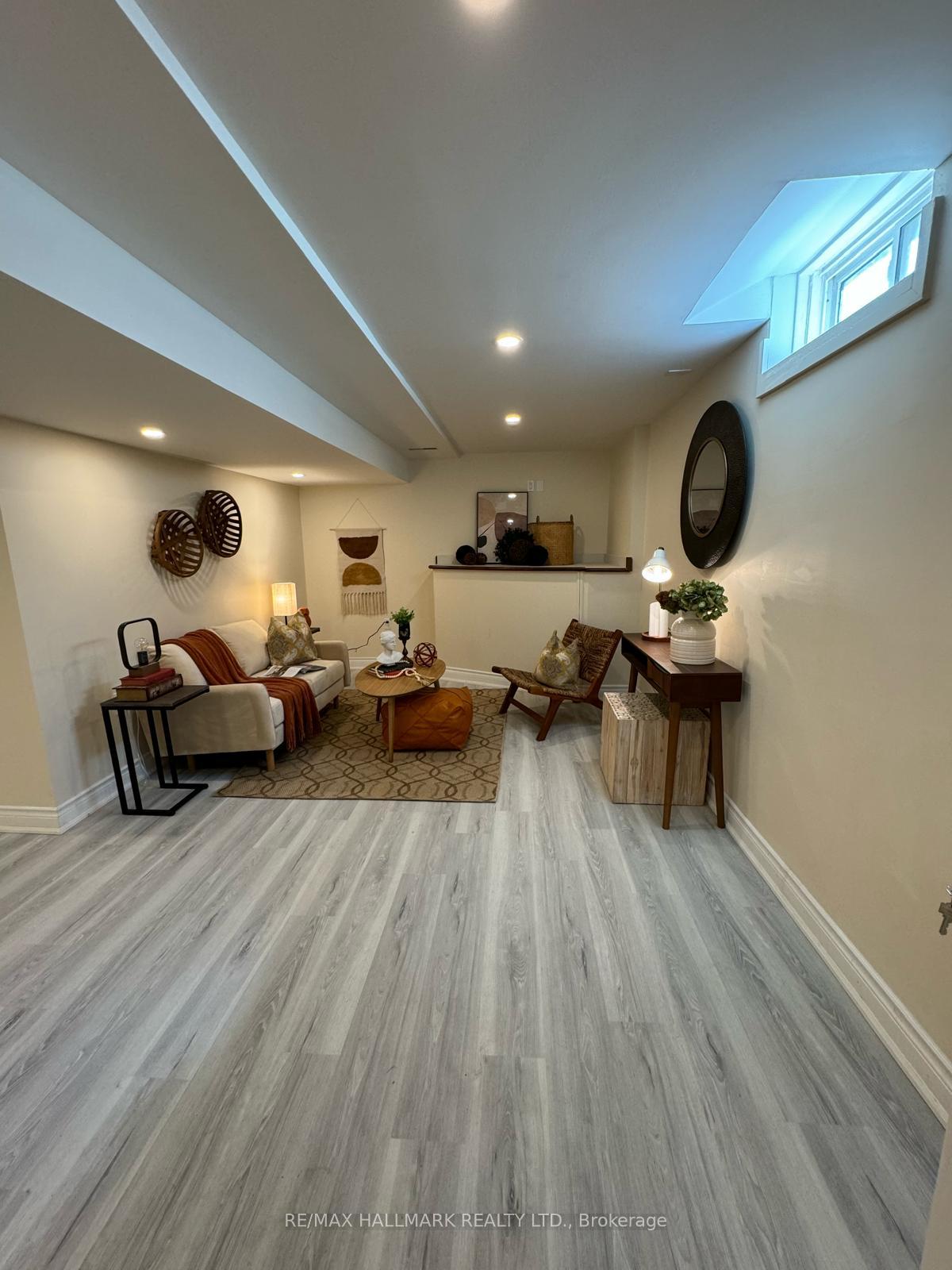 248-crossland-gate-newmarket-ontario-n13234530