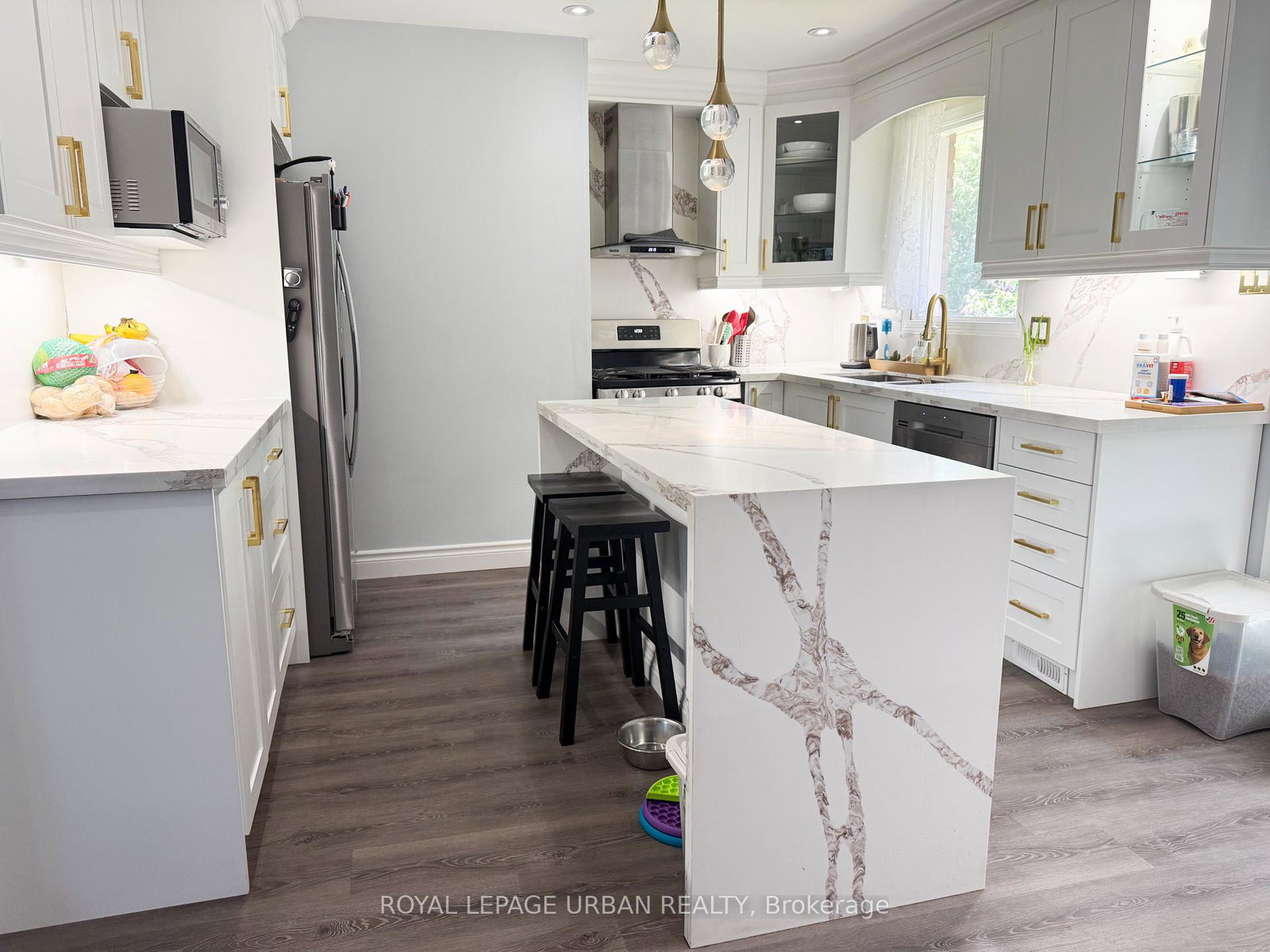 560-bristol-road-newmarket-ontario-n13234796