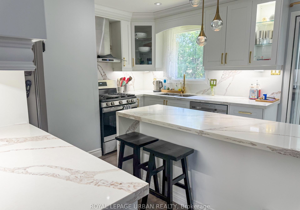 560-bristol-road-newmarket-ontario-n13234796