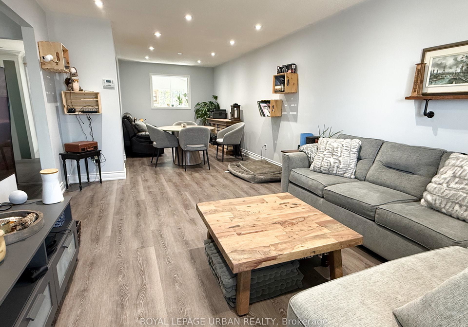 560-bristol-road-newmarket-ontario-n13234796