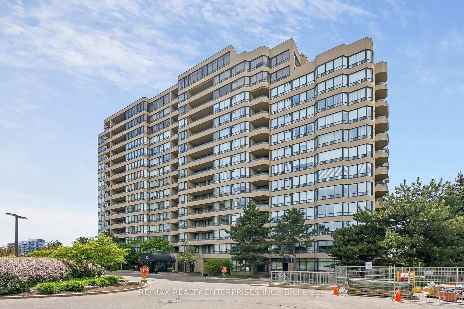 22-clarissa-drive-richmond-hill-ontario-n13235230