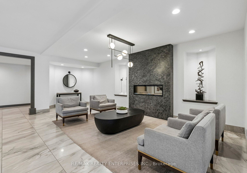 22-clarissa-drive-richmond-hill-ontario-n13235230