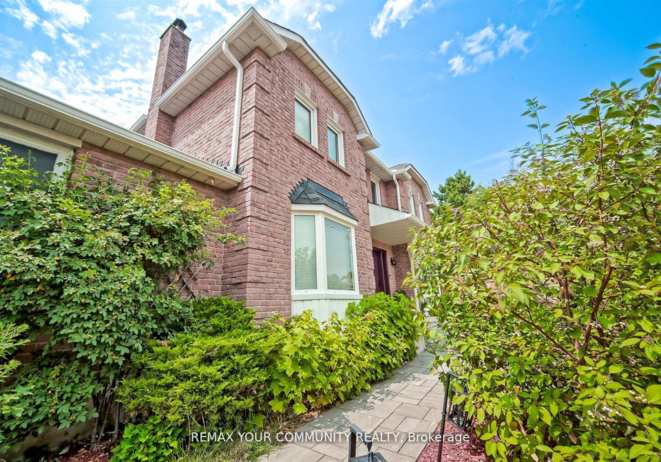 2-kirkland-court-richmond-hill-ontario-n13236058
