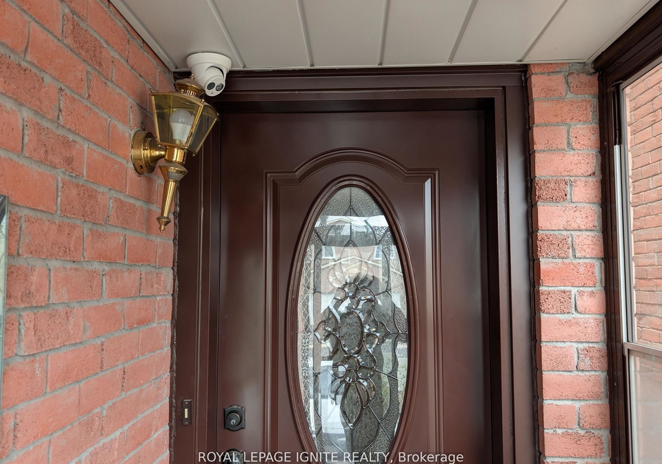 98-chloe-crescent-n-markham-ontario-n13236128