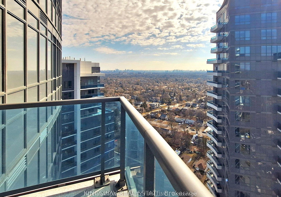 7171-yonge-street-markham-ontario-n13236926