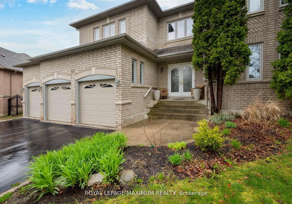 195-gridleigh-park-crescent-w-vaughan-ontario-n13237070