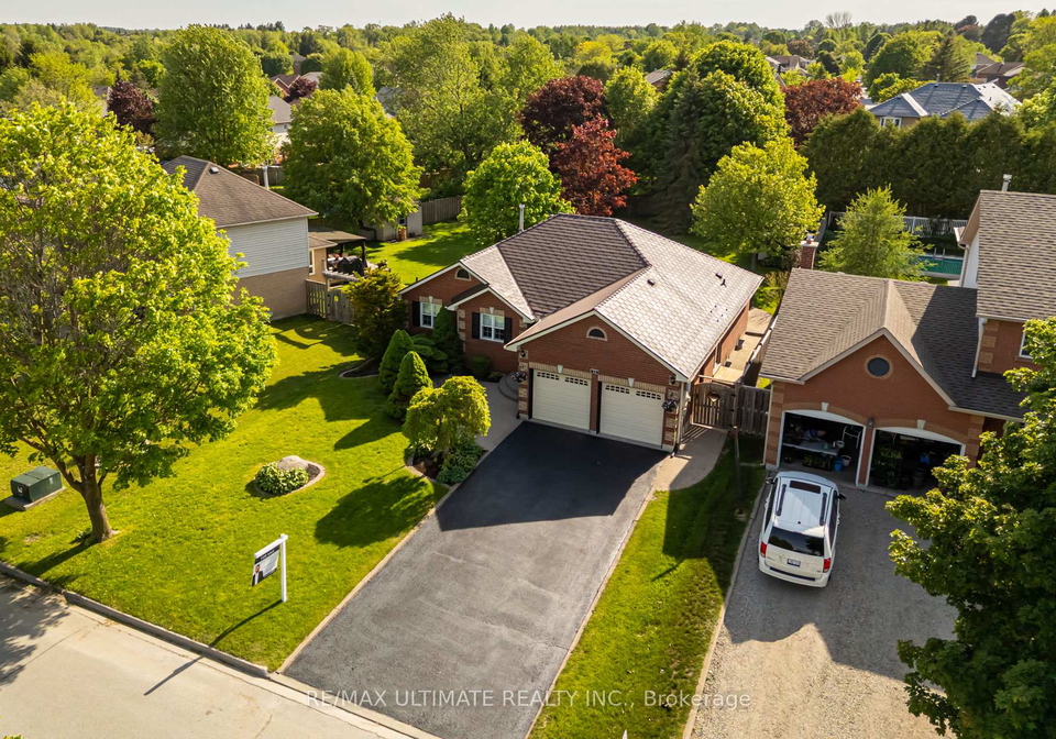 10-south-balsam-street-uxbridge-ontario-n13237294