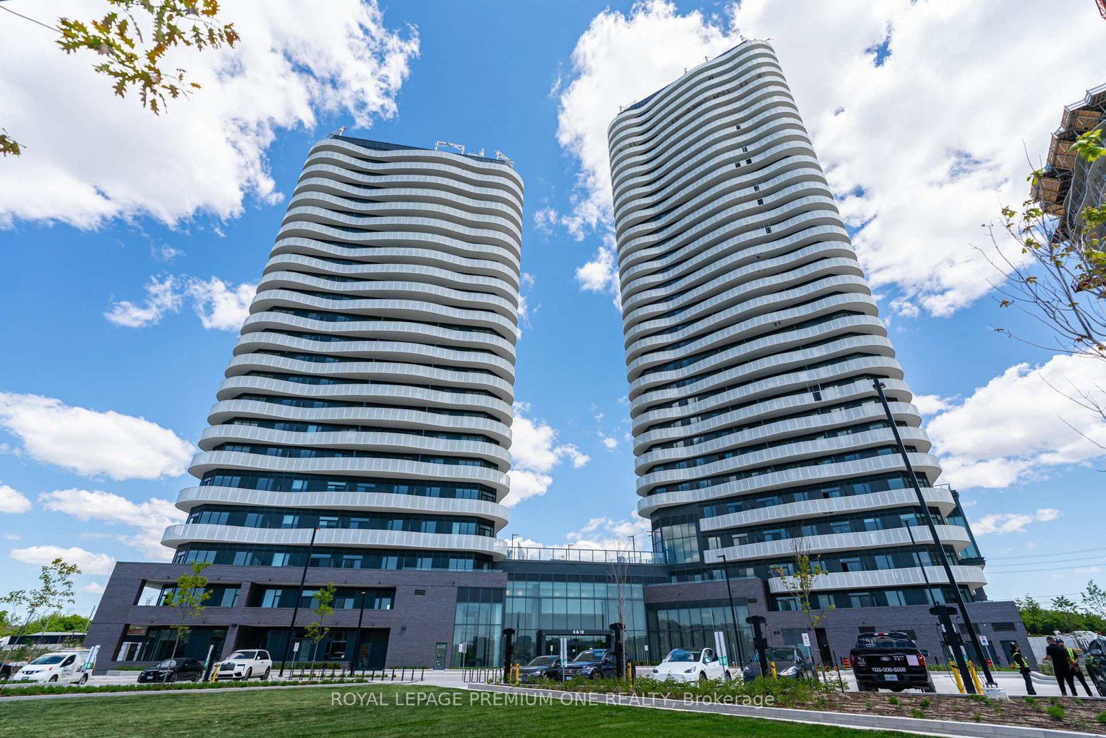 10-flavelle-trail-vaughan-ontario-n13237358