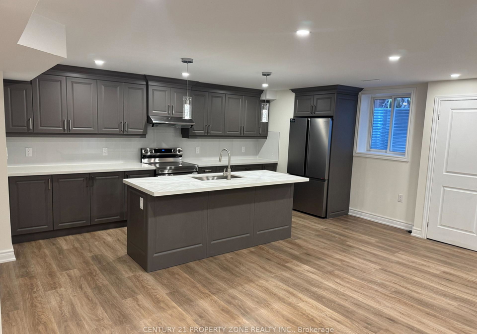9-terrain-court-east-gwillimbury-ontario-n13237518