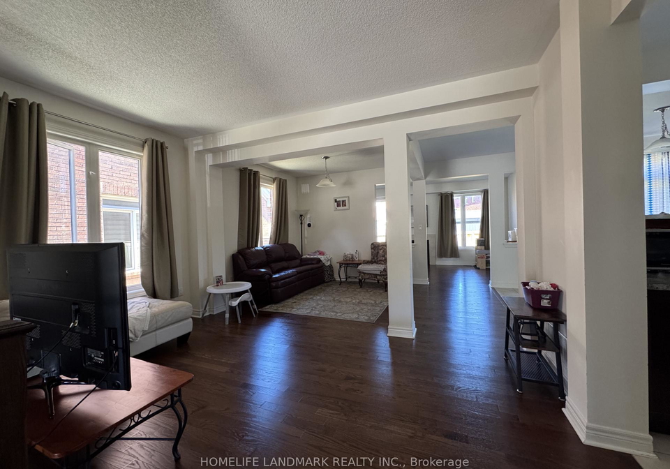 678-west-park-avenue-bradford-west-gwillimbury-ontario-n13237908