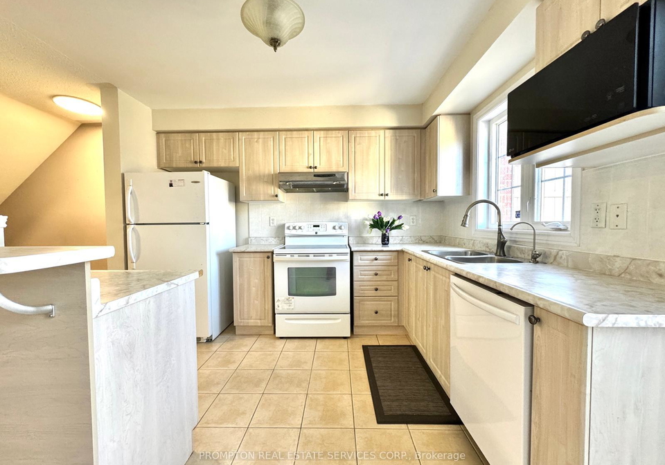 2516-bur-oak-avenue-markham-ontario-n13238054