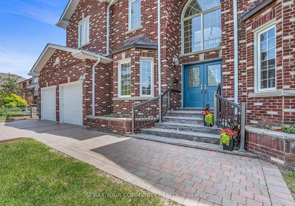 163-oxford-street-richmond-hill-ontario-n13238390