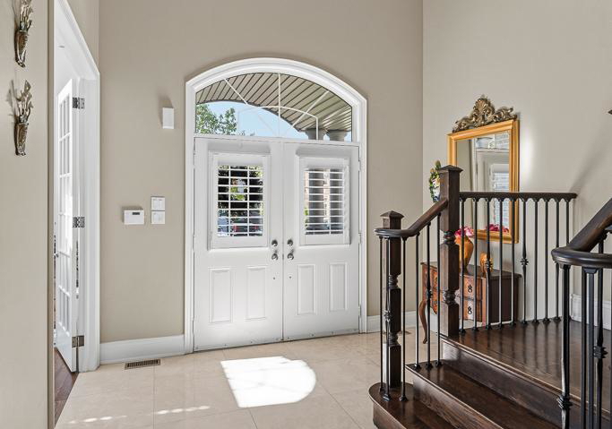 321-grand-vellore-crescent-vaughan-ontario-n13238668