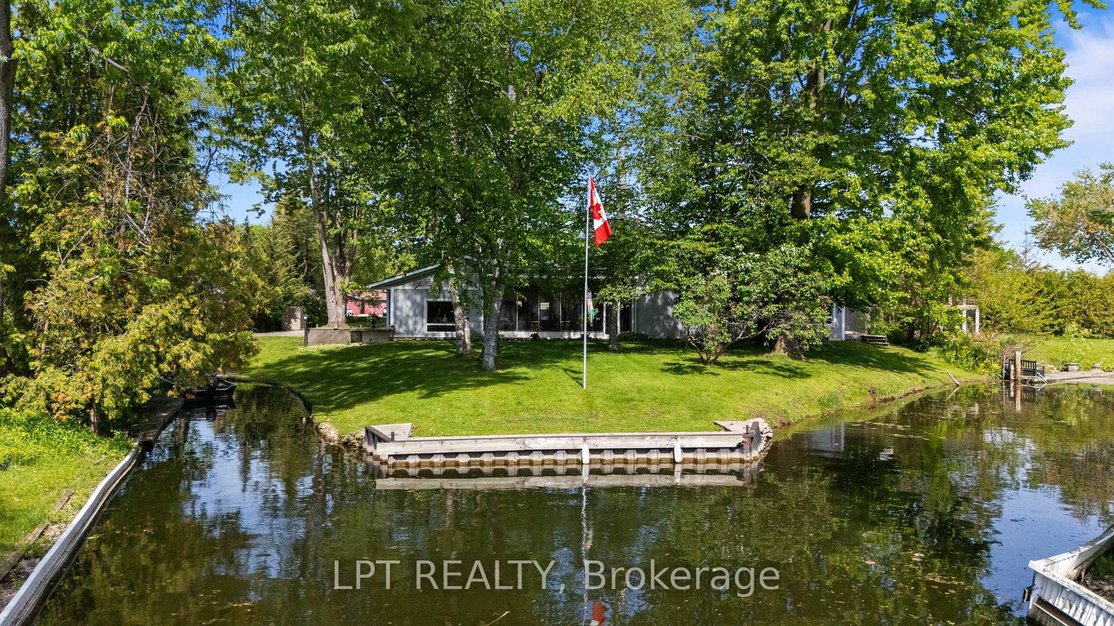 204-the-queensway-s-georgina-ontario-n13238702