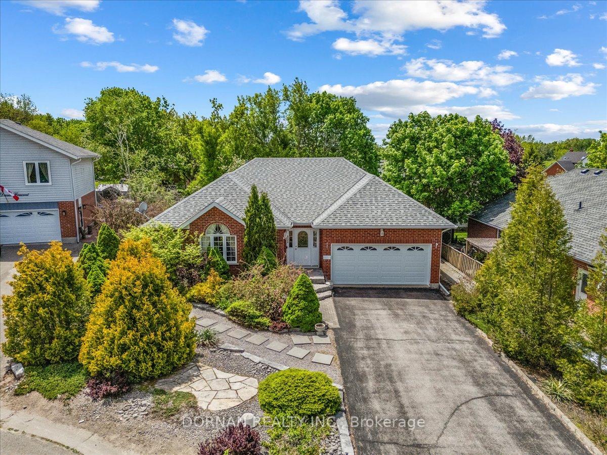 7-david-crescent-brock-ontario-n13239066