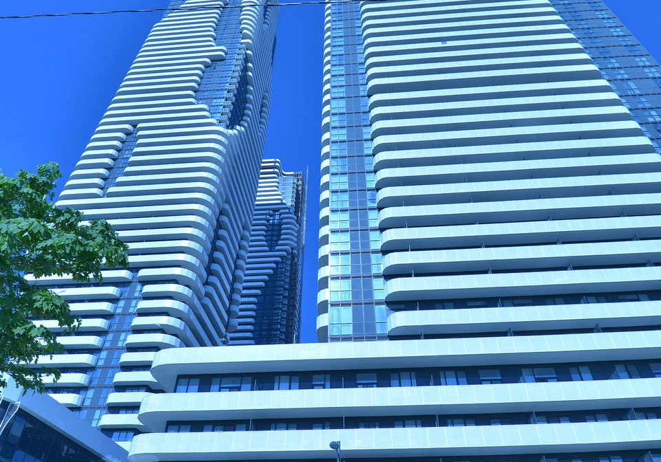 225-commerce-street-vaughan-ontario-n13239150