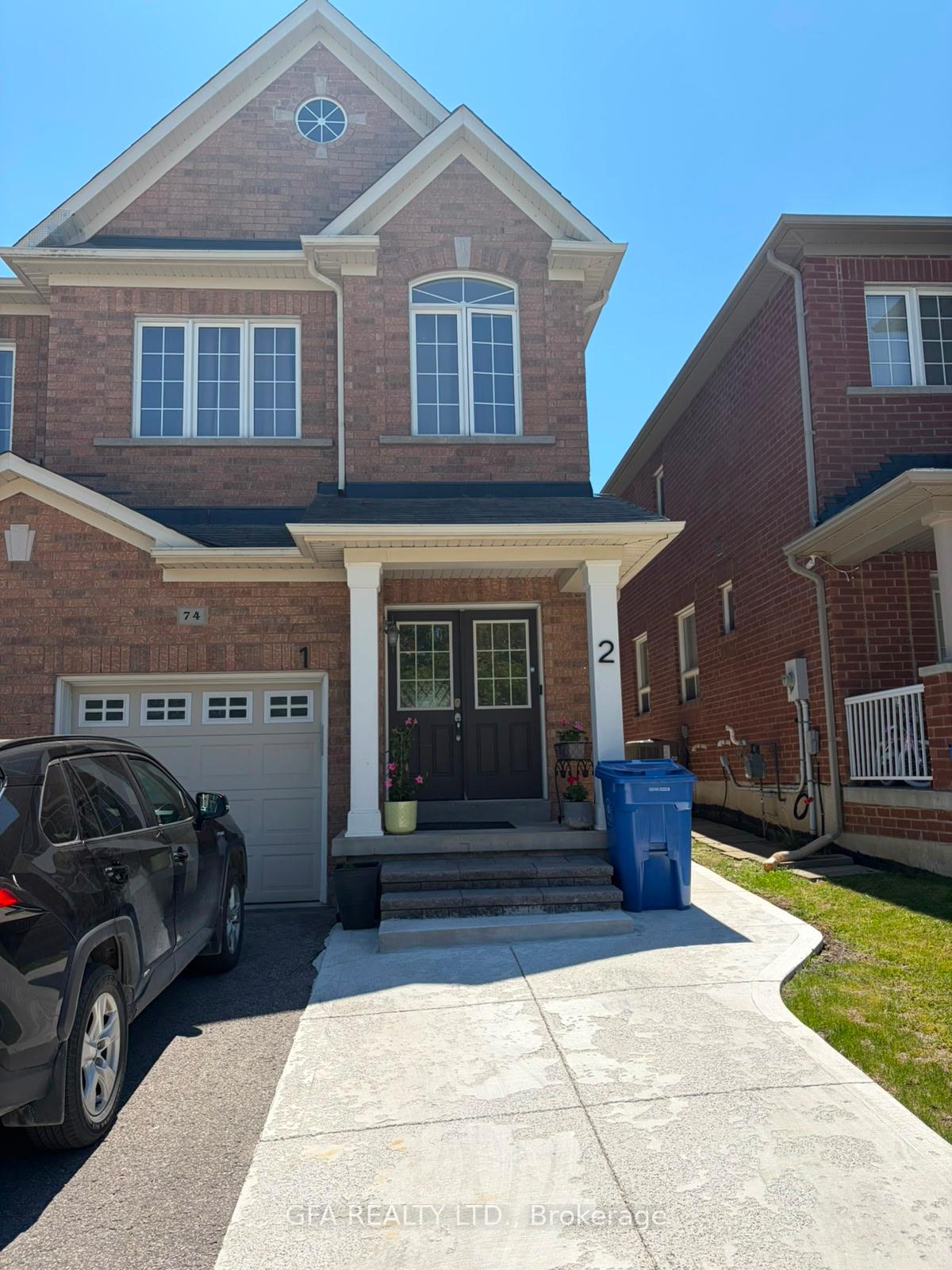 74-four-seasons-crescent-newmarket-ontario-n13239726